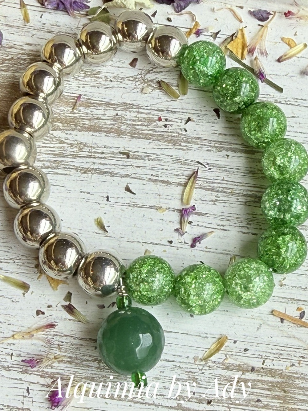Handmade Green quartz Bead Stretch Bracelet with untreated emerald